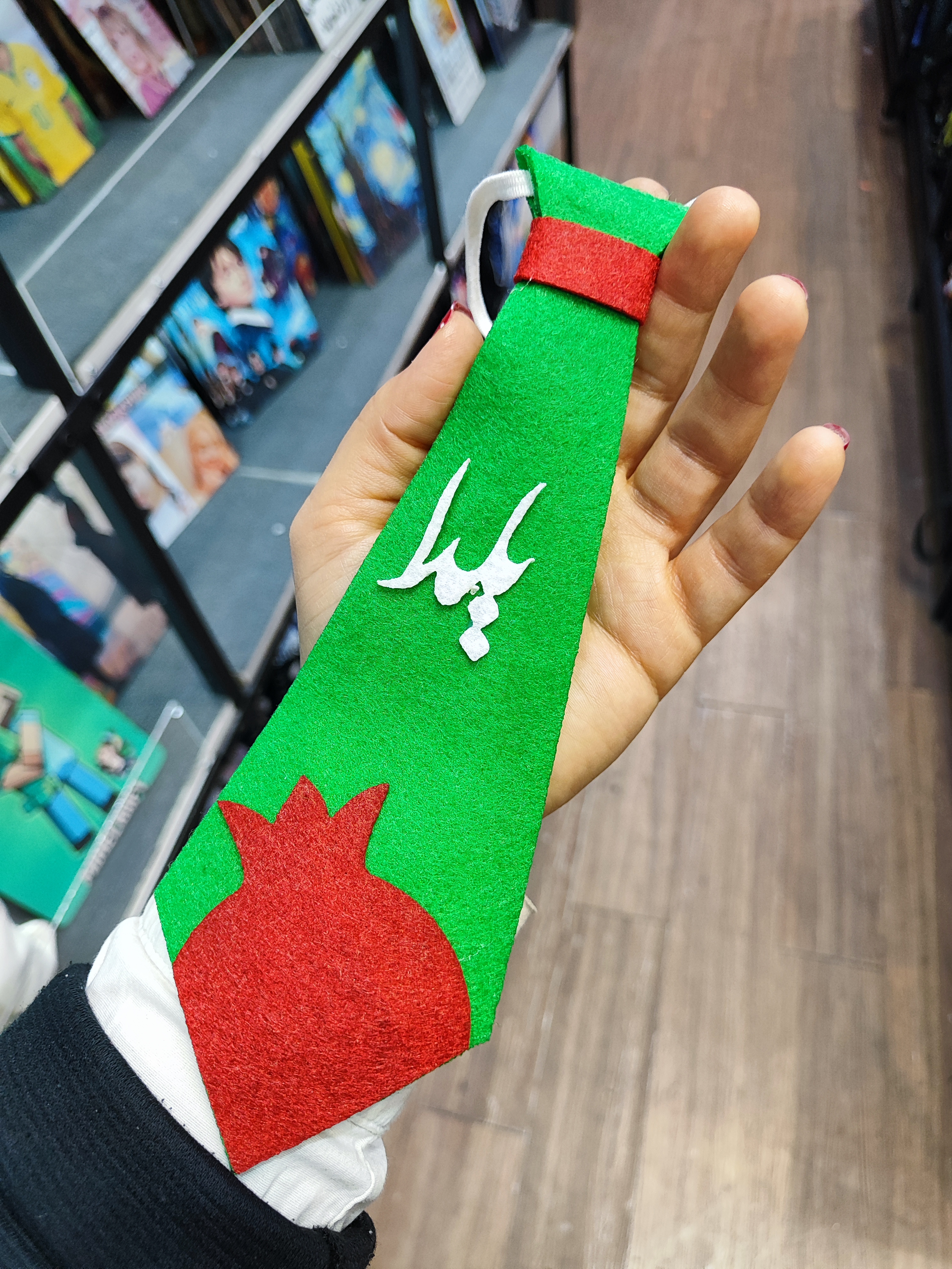 کرابات یلدایی نمدی اصل – مناسب از ۳ تا ۶ سال (دست‌ساز ویژه جشن یلدا)